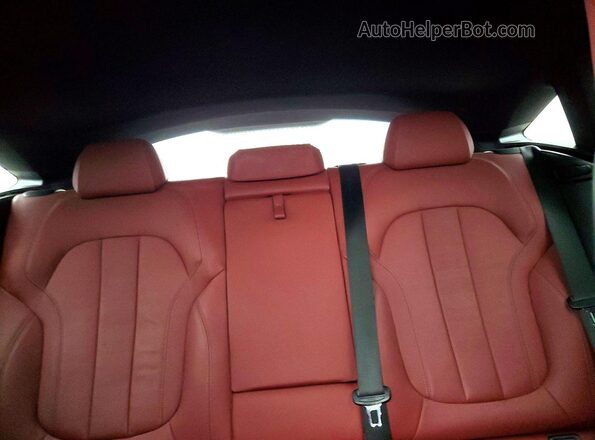 5UXCY4C00L9D49475 2020 BMW X6 Белый Вид задней части салона