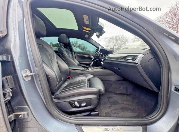 WBAJB1C56JB374403 2018 BMW OTHER Charcoal Вид ззаду