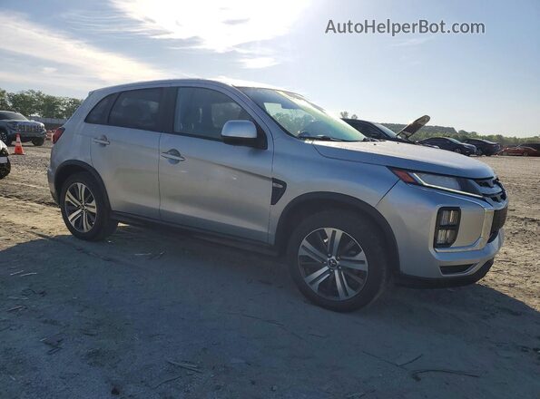 JA4AP3AU6LU019565 2020 MITSUBISHI OUTLANDER Серебряный Вид спереди