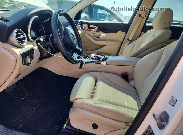 WDC0G4KB7HF118860 2017 MERCEDES-BENZ GLC-CLASS White წინა პანელის ხედი