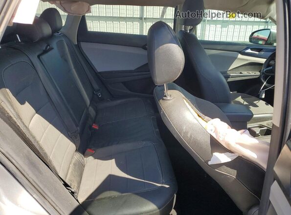 3VVRX7B2XNM022748 2022 VOLKSWAGEN TAOS Gray Widok komory silnika