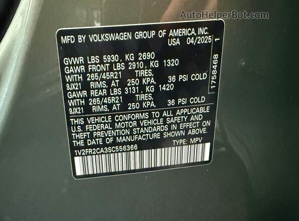 1V2FR2CA3SC556366 2025 VOLKSWAGEN ATLAS Green Widok wnętrza z tyłu