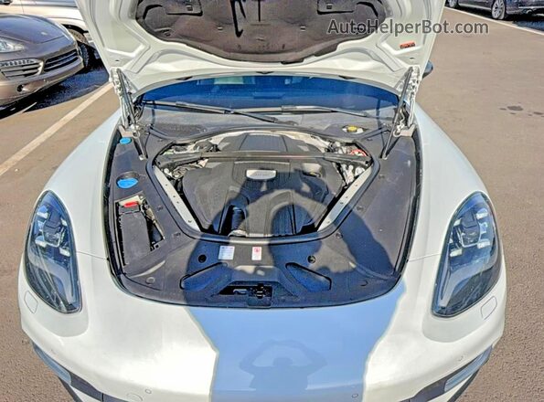 WP0AA2A71HL103883 2017 PORSCHE PANAMERA Белый Вид панели приборов