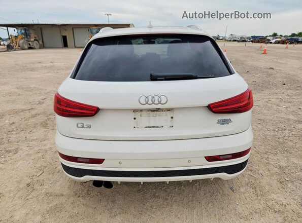 WA1HCCFS5JR032020 2018 AUDI Q3 Белый Вид салона спереди