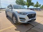 2019 Hyundai Tucson Value Серебряный vin: KM8J3CA47KU899073