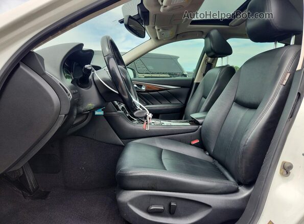 JN1EV7AR0JM443968 2018 INFINITI Q50 Белый Вид панели приборов