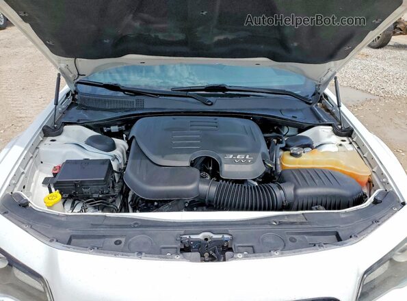 2C3CCAGG3GH234222 2016 CHRYSLER 300 White Widok naklejki z numerem VIN