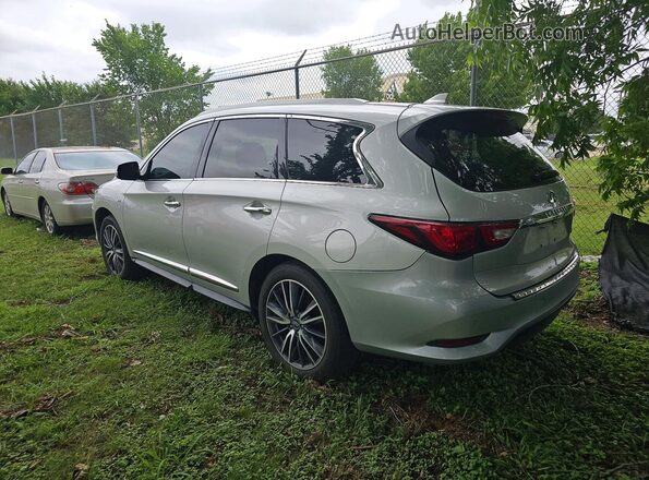 5N1DL0MMXJC513340 2018 INFINITI QX60 Серебряный Передняя правая четверть
