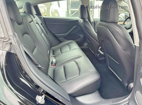 5YJ3E1EA9MF017683 2021 TESLA MODEL 3 Черный Вид салона спереди