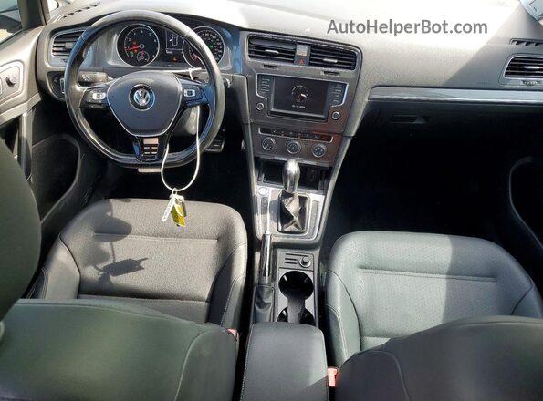 3VWH17AU4HM507001 2017 VOLKSWAGEN GOLF Серебряный Вид щитка приборов
