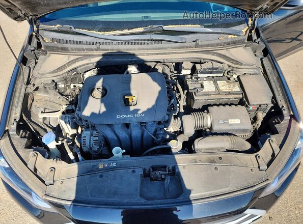 5NPD74LF6JH234670 2018 HYUNDAI ELANTRA Черный Вид задней части салона