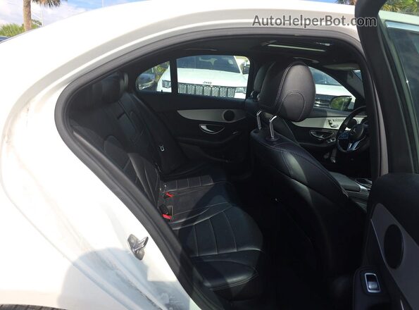 55SWF8DB1KU288407 2019 MERCEDES-BENZ C White Вид салону спереду