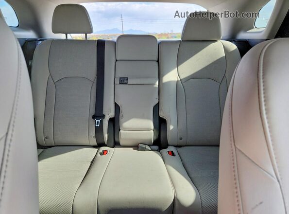 2T2HZMAA9LC153490 2020 LEXUS RX Белый Вид задней части салона