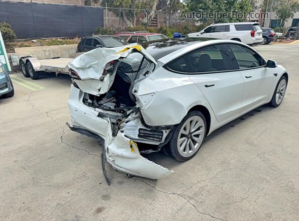 5YJ3E1EB1NF241508 2022 TESLA MODEL Белый Панорамный вид салона 360°