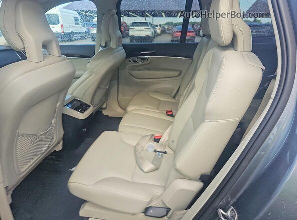 YV4A22PK1H1112147 2017 VOLVO XC90 Серый Вид салона спереди