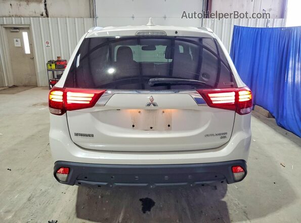 JA4AZ3A3XKZ018552 2019 MITSUBISHI OUTLANDER Белый Вид салона спереди