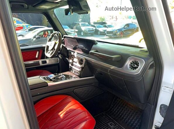 W1NYC7HJ0RX495684 2024 MERCEDES-BENZ G-CLASS Белый Вид спереди