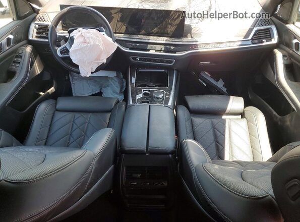 5UX23EU03R9S86229 2024 BMW X5 Белый Вид щитка приборов