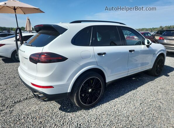 WP1AE2A20HLA75758 2017 PORSCHE CAYENNE Белый Передняя правая четверть