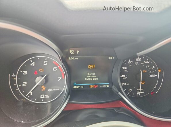 ZASPAJAN8M7C99804 2021 ALFA ROMEO STELVIO Red Հետևի նստատեղերի տեսք