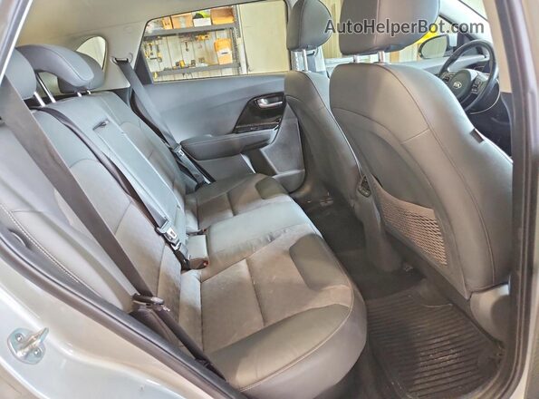 KNDCC3LC4H5052676 2017 KIA NIRO Серебряный Вид наклейки с VIN-кодом