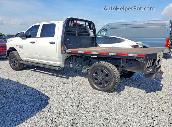 3C7WR5HJ0JG333888 2018 RAM 2500 Белый Задняя правая четверть