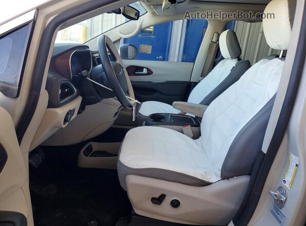 2C4RC1GG1HR695551 2017 CHRYSLER PACIFICA Кремовый Вид панели приборов