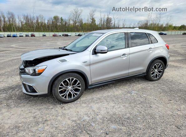 JA4AR3AW8JZ005436 2018 MITSUBISHI OUTLANDER Серебряный Передняя левая четверть