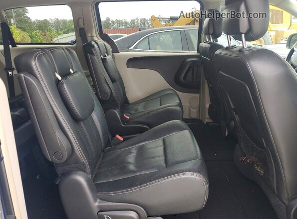 2C4RC1BG6GR268694 2016 CHRYSLER TOWN Синий Вид подкапотного пространства