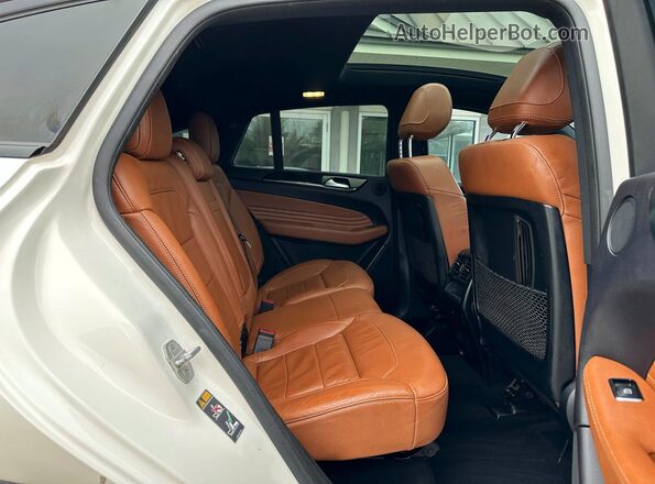4JGED6EB4GA043554 2016 MERCEDES-BENZ GLE White Front interior view