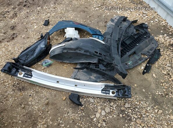 4T1DAACK2TU256988 2026 TOYOTA LE Бирюзовый Вид подкапотного пространства