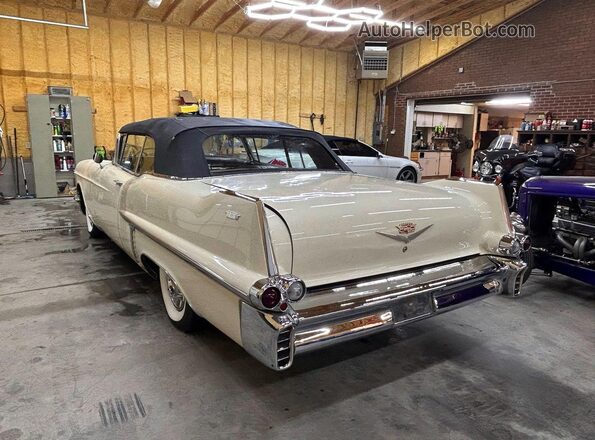 5762097498 1957 CADILLAC 2 White Delantero derecho