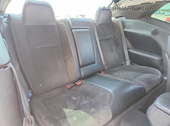 2C3CDZBT5JH205019 2018 DODGE CHALLENGER Blue Vista de los asientos traseros