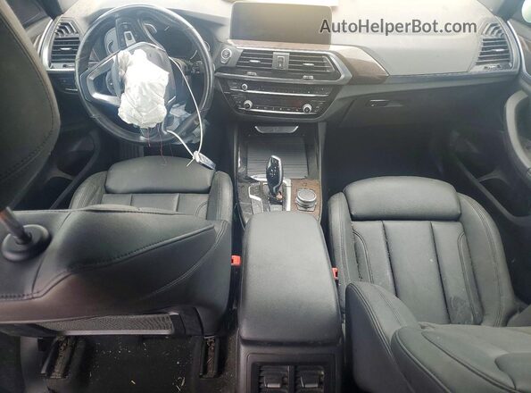 5UXTR9C57KLR03728 2019 BMW X3 White ხელსაწყოთა პანელის ხედი