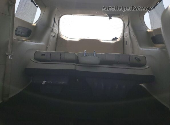 2C4RC1GG6HR504318 2017 CHRYSLER PACIFICA Серебряный Вид задней части салона