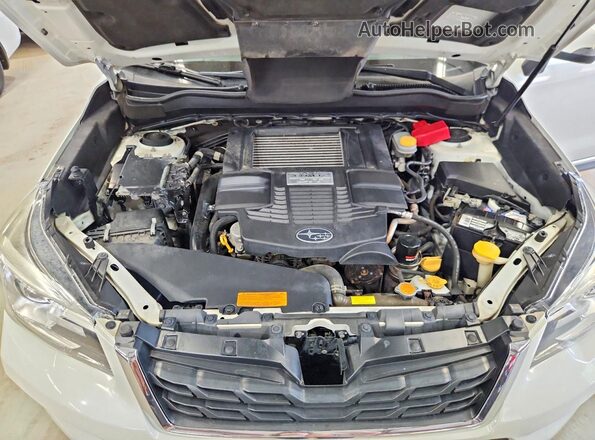 JF2SJGTC5HH417181 2017 SUBARU FORESTER White Widok komory silnika