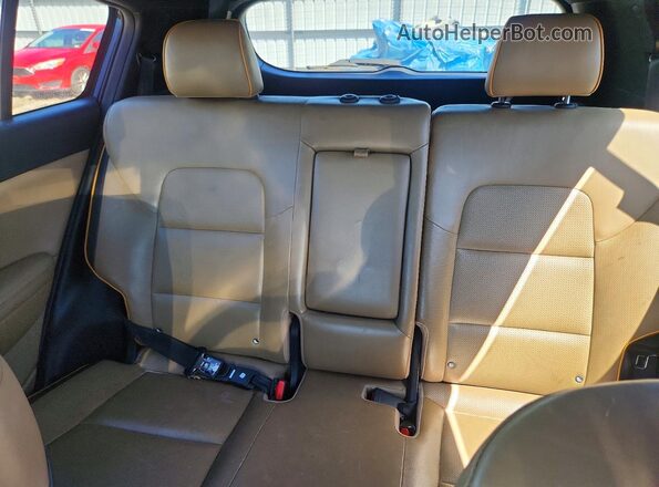 KNDPRCA65H7093349 2017 KIA SPORTAGE Черный Вид задней части салона