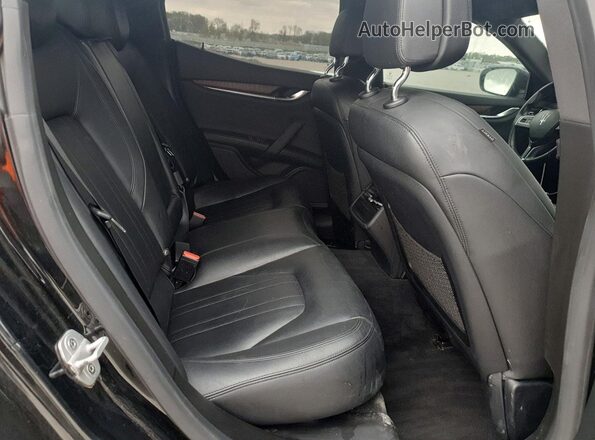 ZAM57YTA5J1301682 2018 MASERATI ALL OTHER Black Vista interior trasera