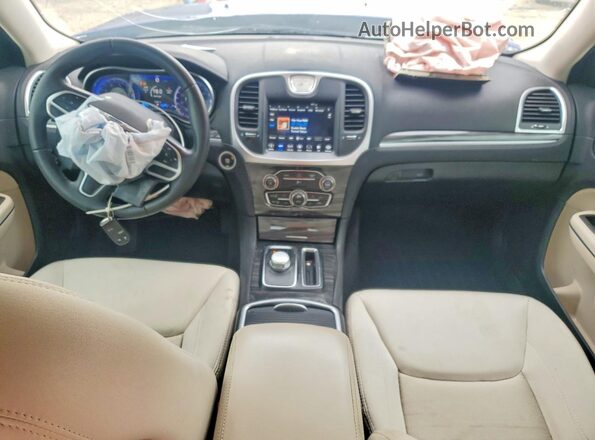 2C3CCAAG0JH293972 2018 CHRYSLER 300 Blue Widok deski rozdzielczej