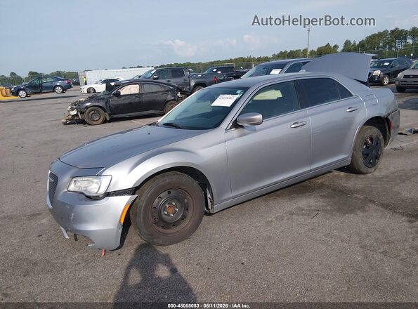 2C3CCAAG4HH538377 2017 CHRYSLER 300 Серебряный Передняя левая четверть