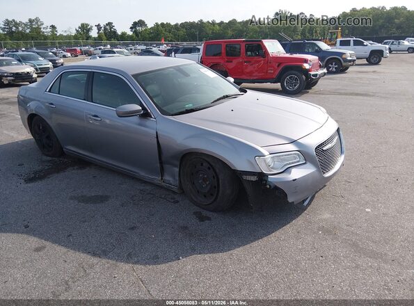 2C3CCAAG4HH538377 2017 CHRYSLER 300 Серебряный Передняя правая четверть