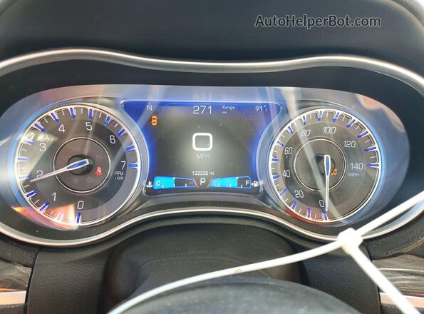 2C3CCAAG4LH239237 2020 CHRYSLER 300 Blue Vista del cuadro de instrumentos