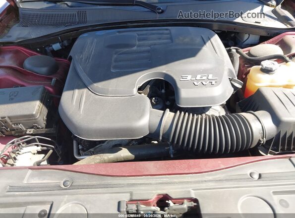 2C3CCAAG4MH609300 2021 CHRYSLER 300 Красный Вид сзади
