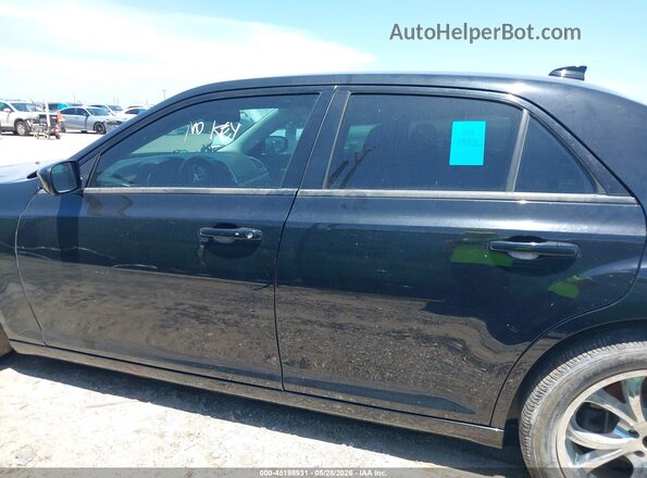 2C3CCAAG5LH202956 2020 CHRYSLER 300 Черный Вид задней части салона