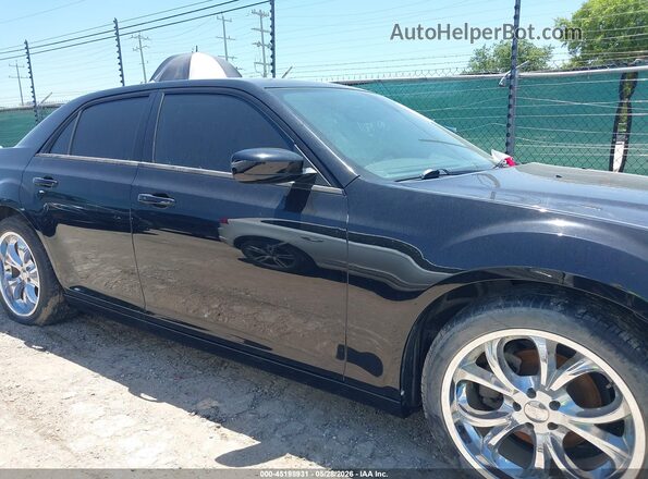 2C3CCAAG5LH202956 2020 CHRYSLER 300 Черный Вид щитка приборов