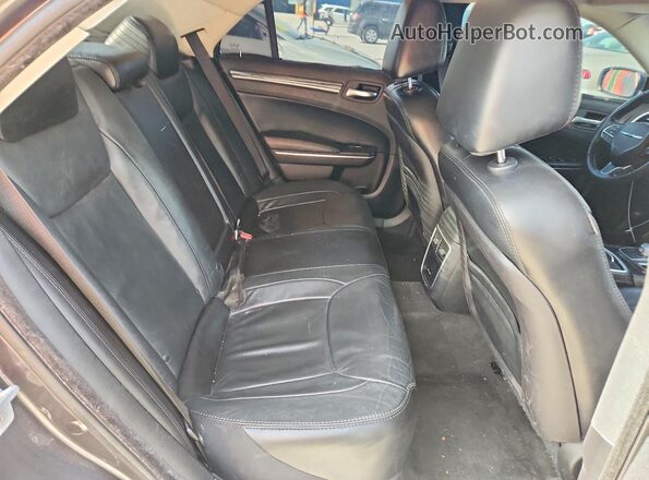 2C3CCAAG8GH142001 2016 CHRYSLER 300 Gray Vista de los asientos traseros