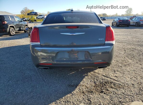 2C3CCAAG9JH239716 2018 CHRYSLER 300 Серый Вид сзади