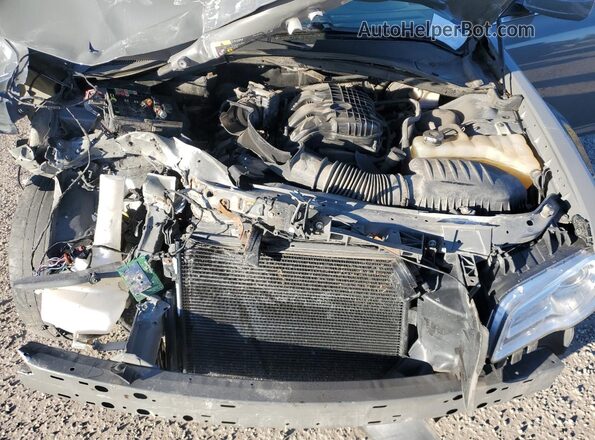2C3CCAAG9JH239716 2018 CHRYSLER 300 Серый Вид задней части салона