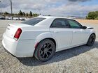 2019 Chrysler 300 Touring White vin: 2C3CCAAG9KH641012