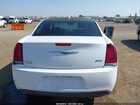 2018 Chrysler 300 Touring Белый vin: 2C3CCAAGXJH331756
